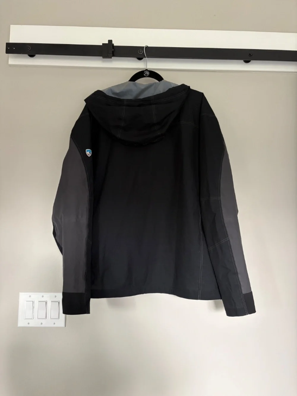 KUHL Men’s Jacket - Picture 11 of 15
